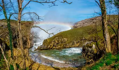 Playa del Cobijeru en Asturias - Qué ver y qué hacer en Asturias en 2023 - 10 lugares imprescindibles de Asturias - Blog - Buendía Tours
